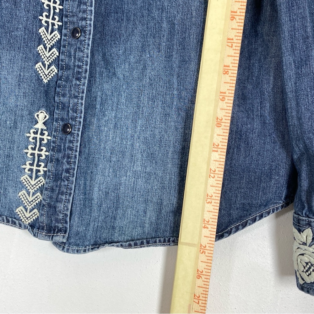 Driftwood Lana Shirt Floral Embroidered Chambray Boho Size S Blue Cotton - Picture 11 of 15